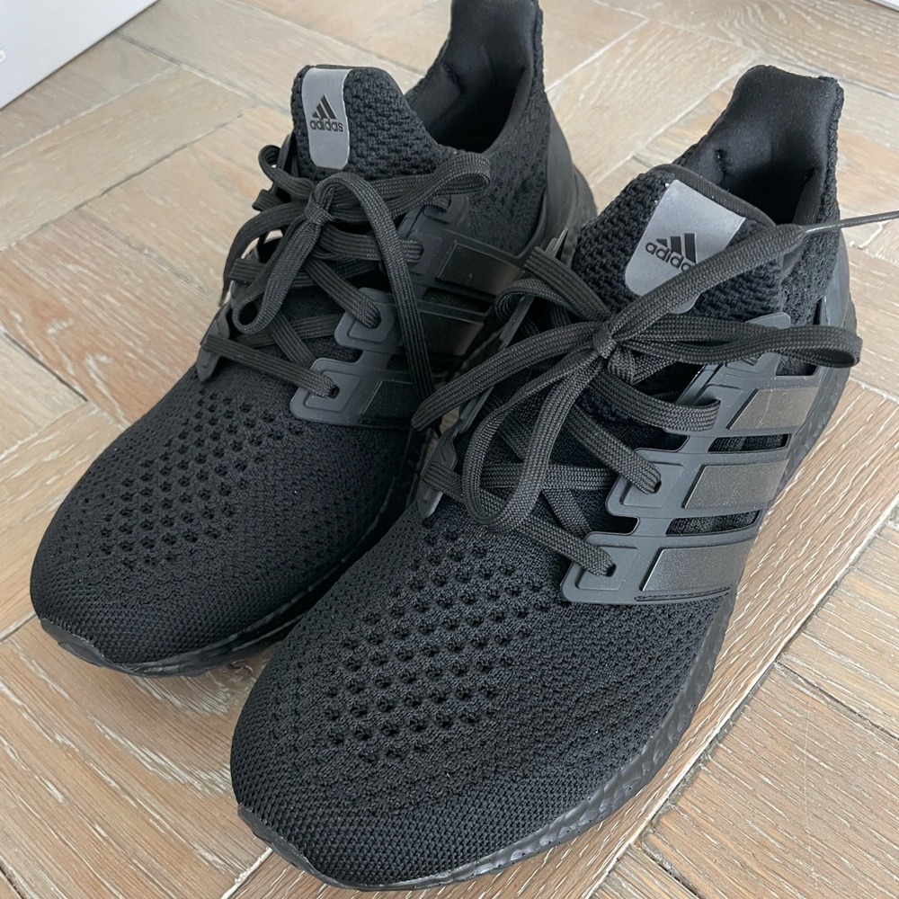 Adidas UltraBoost 5.0 DNA